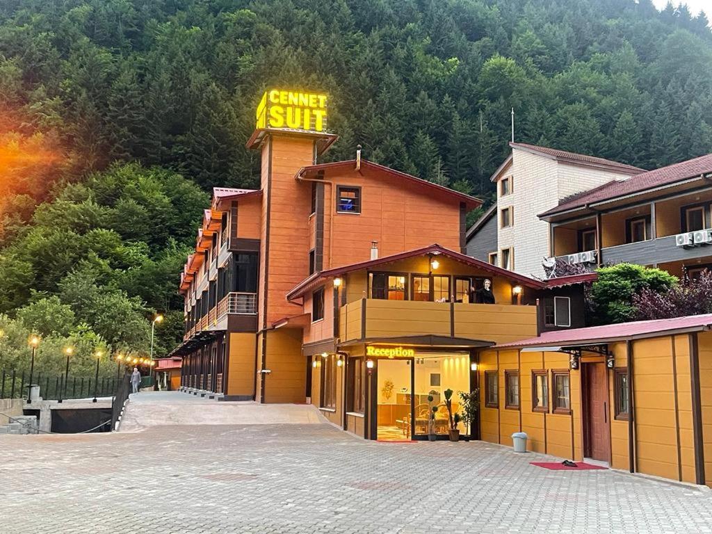 Cennet Suit Otel Uzungöl Luaran gambar